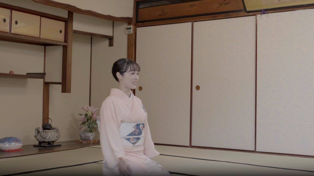 Private nihon-buyo performance by Kanremi Fujima in the zashiki of Kyo-ryori Harise, Kyoto