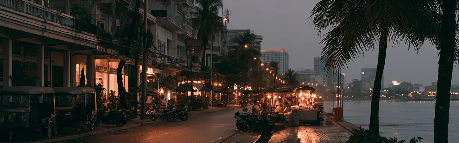 プノンペンの夜の情景（AI生成イラスト・特定の店舗ではありません） / Phnom Penh at night (AI-generated illustration, not a specific venue)